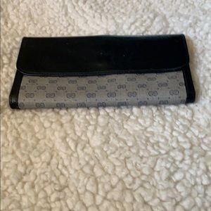 Gucci vintage wallet